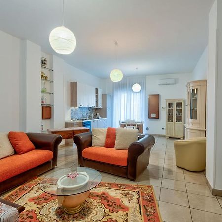 Casa Vacanza Binario 35 Чельє-Мессапіка Екстер'єр фото